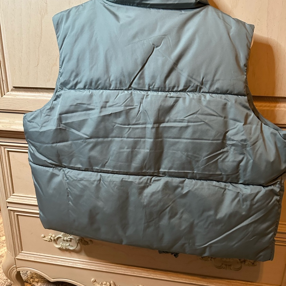 Old Navy Gray Puffer Vest